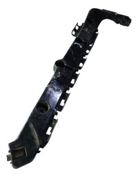 GUIA PARACHOQUE TRASEIRO DIREITO GRAND CHEROKEE 2012 A 2016