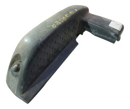 POLAINA TRASEIRA ESQUERDO COURIER 1998 A 2012 DETALHE