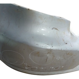 PARACHOQUE TRASEIRO VOYAGE G5 2009 A 2012 DETALHE