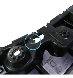 SUPORTE DIREITO PARACHOQUE DIANTEIRO DUSTER/OROCH 2016/2022