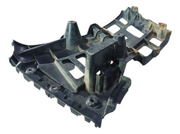 GUIA PARACHOQUE TRASEIRO LADO DIREITO BMW X1 2008 A 2015