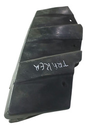 SUPORTE FAROL TRACKER LADO ESQUERDO 2014 A 2016