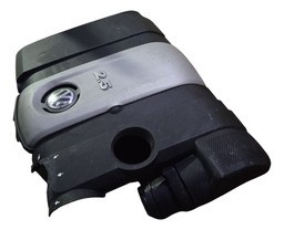 TAMPA CAPA SUPERIOR MOTOR JETTA 2.5 2007 A 2010 DETALHE