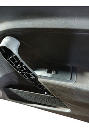 FORRO PORTA DIANTEIRO DIREITO FUSCA 2013 A 2014 DETALHE