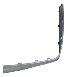 APLIQUE MOLDURA PARACHOQUE TRASEIRO OMEGA 1993/1998 DETALHE