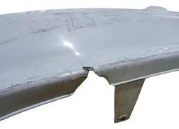 PARACHOQUE TRASEIRO ASTRA SEDAN 1999 A 2002 DETALHE