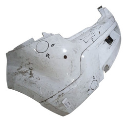 PARACHOQUE TRASEIRO SANDERO 2008 A 2014 DETALHE