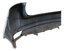 PARACHOQUE TRASEIRO YARIS HATCH 2017 A 2020 DETALHE