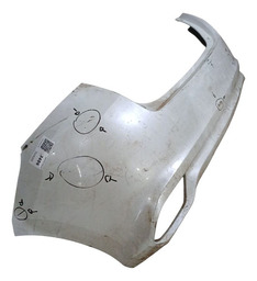 PARACHOQUE TRASEIRO YARIS HATCH 2017 A 2020 DETALHE