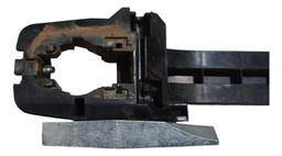 BASE MAÇANETA DIANTEIRA ESQUERDA FRONTIER 2017 A 2022