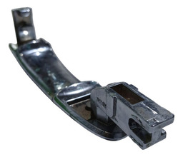 MAÇANETA TRASEIRA ESQUERDA FRONTIER 2017 A 2021