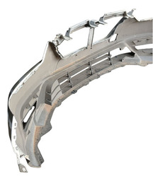 PARACHOQUE DIANTEIRO KICKS 2017 A 2020 DETALHE