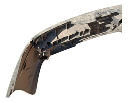 PARACHOQUE DIANTEIRO SCENIC 2003 A 2012 DETALHE