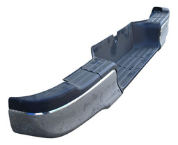 PARACHOQUE TRASEIRO HILUX SRX 2016 A 2023 PARALELO