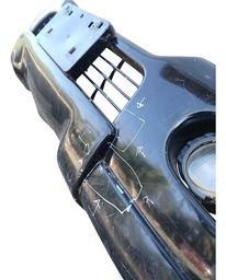 PARACHOQUE DIANTEIRO PAJERO SPORT 1998 A 2003 DETALHE