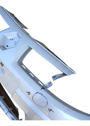 PARACHOQUE DIANTEIRO SANDERO 2008 Á 2011 DETALHE