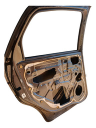 PORTA TRASEIRA ESQUERDA GRAND SIENA 2012 A 2015 DETALHE