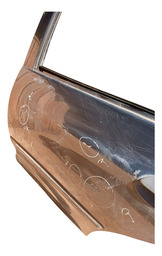 PORTA TRASEIRA ESQUERDA CELTA 2001 A 2015 DETALHE