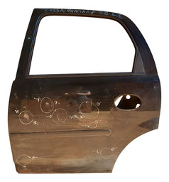 Porta Traseira Esquerda Corsa Montana 2003 A 2012 Detalhe