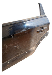 PORTA TRASEIRA ESQUERDA TUCSON 2010 A 2013 COMPLETA DETALHE