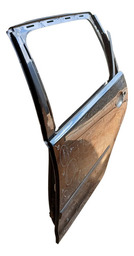 PORTA TRASEIRA ESQUERDA POLO HATCH 2003 A 2014 DETALHE