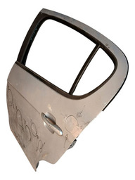 PORTA TRASEIRA ESQUERDA PALIO ATTRACTIVE 2012 A 2018 DETALHE