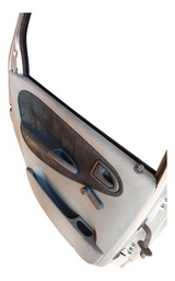 PORTA TRASEIRA ESQUERDA SCENIC 2001 A 2004 COMPLETA DETALHE