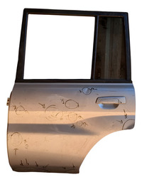 Porta Traseira Esquerda Pajero Tr4 2007 A 2009 Detalhe