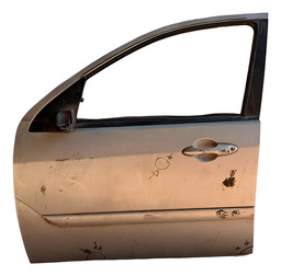 PORTA DIANTEIRA ESQUERDA FOCUS 2004 A 2008