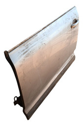 PORTA DIANTEIRA ESQUERDA TOUAREG V8 2005 DETALHE