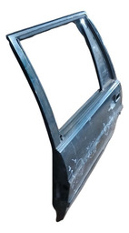 PORTA TRASEIRA ESQUERDA SANTANA 2000 DETALHE