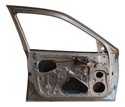 PORTA DIANTEIRA ESQUERDA VECTRA 1997 A 2005