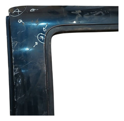 PORTA TRASEIRA ESQUERDA S10 2001 A 2010 DETALHE