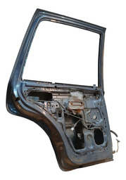 PORTA TRASEIRA ESQUERDA SPORTAGE 1999 A 2003 DETALHE
