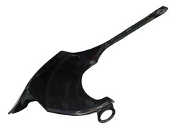 ACABAMENTO ESQUERDO TAMPA TRASEIRA RAV4 06/13