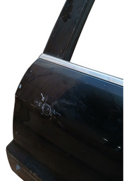 PORTA TRASEIRA ESQUERDA GRAND CHEROKEE 2013 A 2015 DETALHE