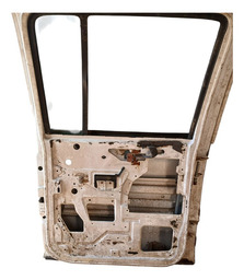 PORTA TRASEIRA LADO ESQUERDO S10 1995 A 2011 DETALHE