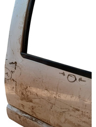 PORTA TRASEIRA LADO ESQUERDO S10 1995 A 2011 DETALHE