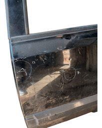 PORTA TRASEIRA ESQUERDA SORENTO 2006 A 2008 DETALHE