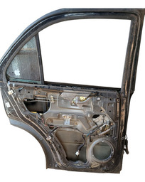 PORTA TRASEIRA ESQUERDA SORENTO 2006 A 2008 DETALHE