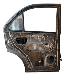 PORTA TRASEIRA ESQUERDA SORENTO 2006 A 2008 DETALHE