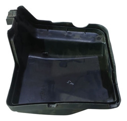 TAMPA CAIXA FUSÍVEL SANDERO 2015 A 2020 DETALHE