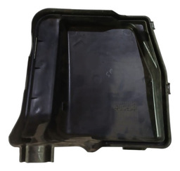 TAMPA CAIXA FUSÍVEL SANDERO 2015 A 2020 DETALHE