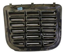 DIFUSOR AR LATERAL PORTA MALAS C3 2013 A 2019 DETALHE