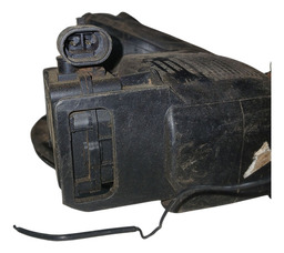 PORTINHOLA TANQUE COMBUSTÍVEL PRISMA 2013 A 2017 DETALHE