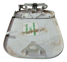 TAMPA TANQUE PORTINHOLA SANDERO 2013 A 2013 DETALHE