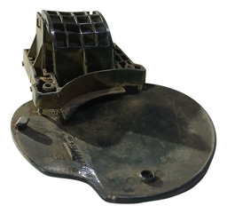 TAMPA PORTINHOLA TANQUE COMBUSTÍVEL 307 2005 A 2012 DETALHE