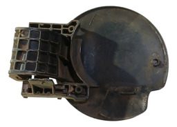 TAMPA PORTINHOLA TANQUE COMBUSTÍVEL 307 2005 A 2012 DETALHE