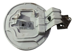 TAMPA PORTINHOLA COMBUSTIVEL S10 2012 A 2019 DETALHE