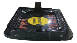 PORTINHOLA TAMPA DO TANQUE PAJERO TR4 2006 A 2009 DETALHE